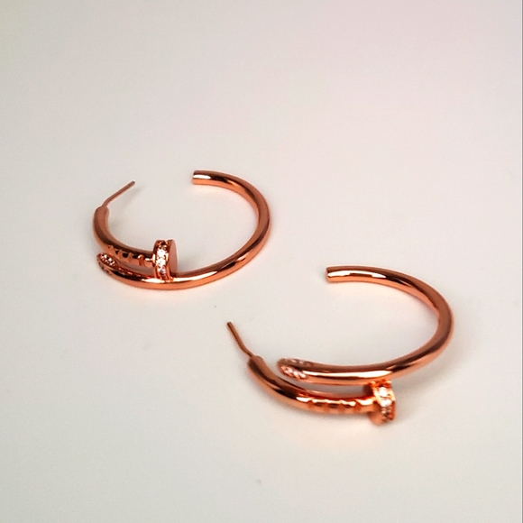 New! Nail Earrings Hoops - Picture 5 of 8